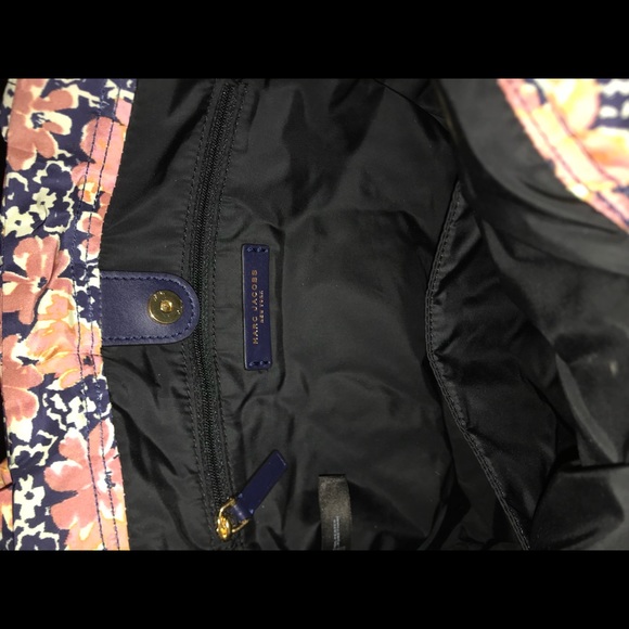 🎊HP🎊🔥5 ⭐️ NWT Ultralight Marc Jacobs Bag🔥 - Picture 6 of 8